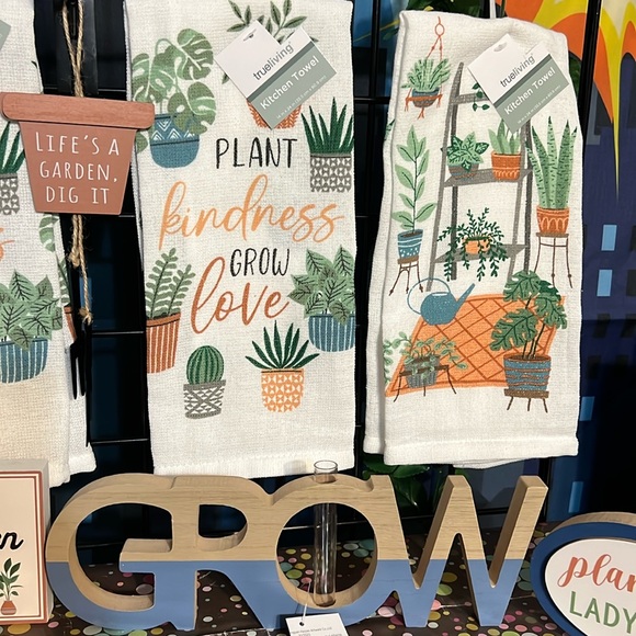 New Trueliving 8Pcs Set of Plant Lady Kitchen Towels, Sign, Shout Out, Bud Vase - Picture 5 of 8